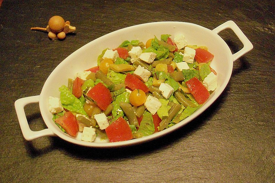 Tomaten - Bohnen - Salat mit Feta