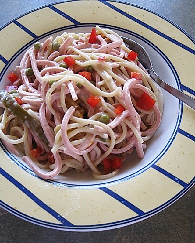 Spaghetti - Salat mit Knoblauch