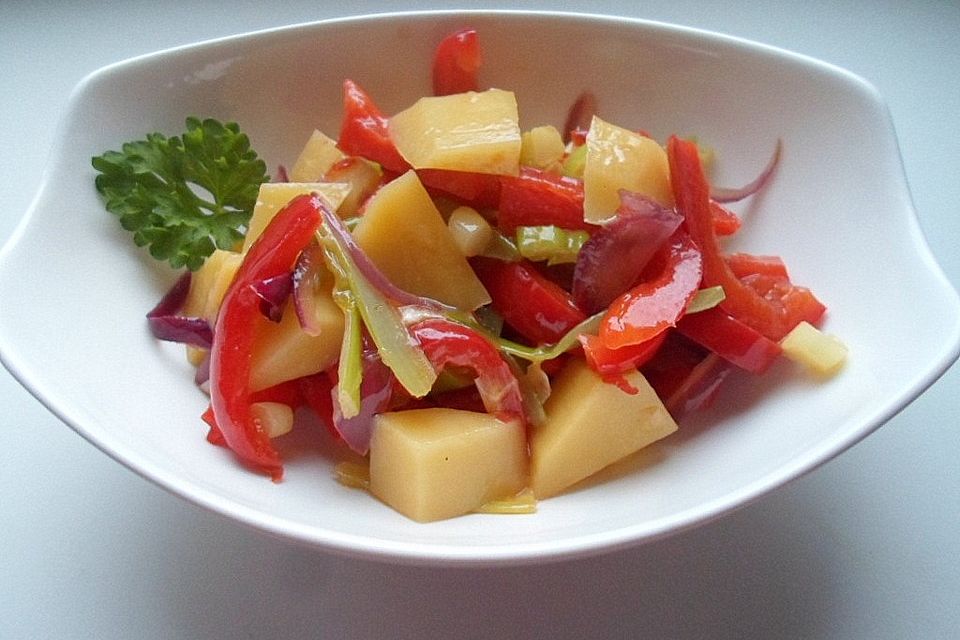 Paprika - Mango - Salat