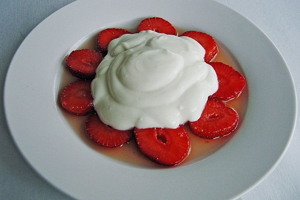 Ricotta - Vanillecreme mit Beeren