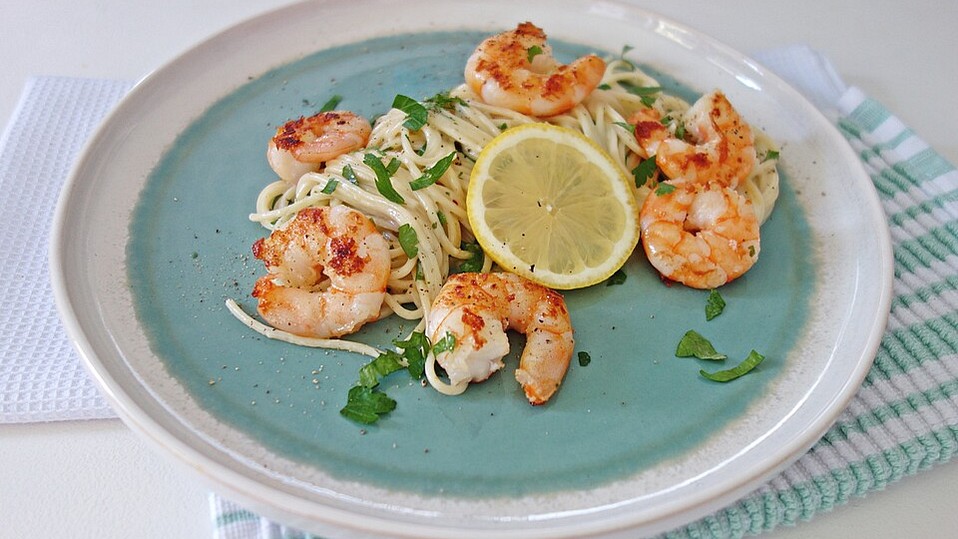 Nudeln mit Zitronen - Garnelensauce
