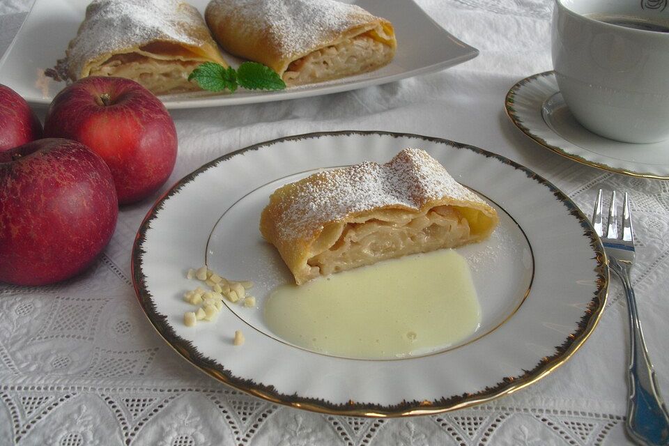 Apfelstrudel