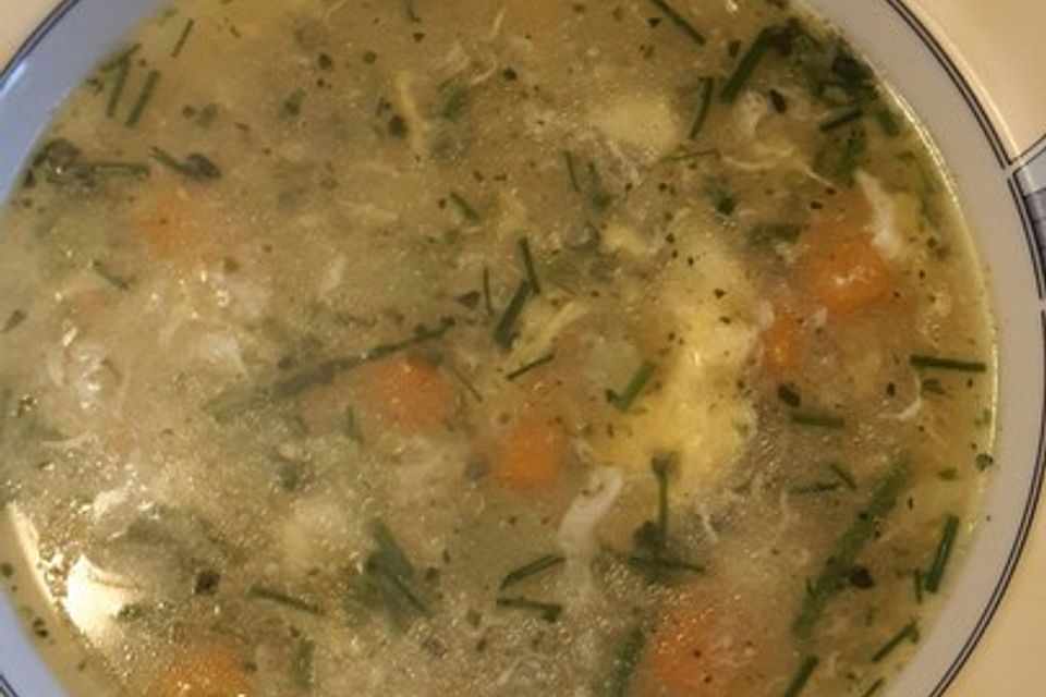 Töginger aufgeschmolzene Grießsuppe