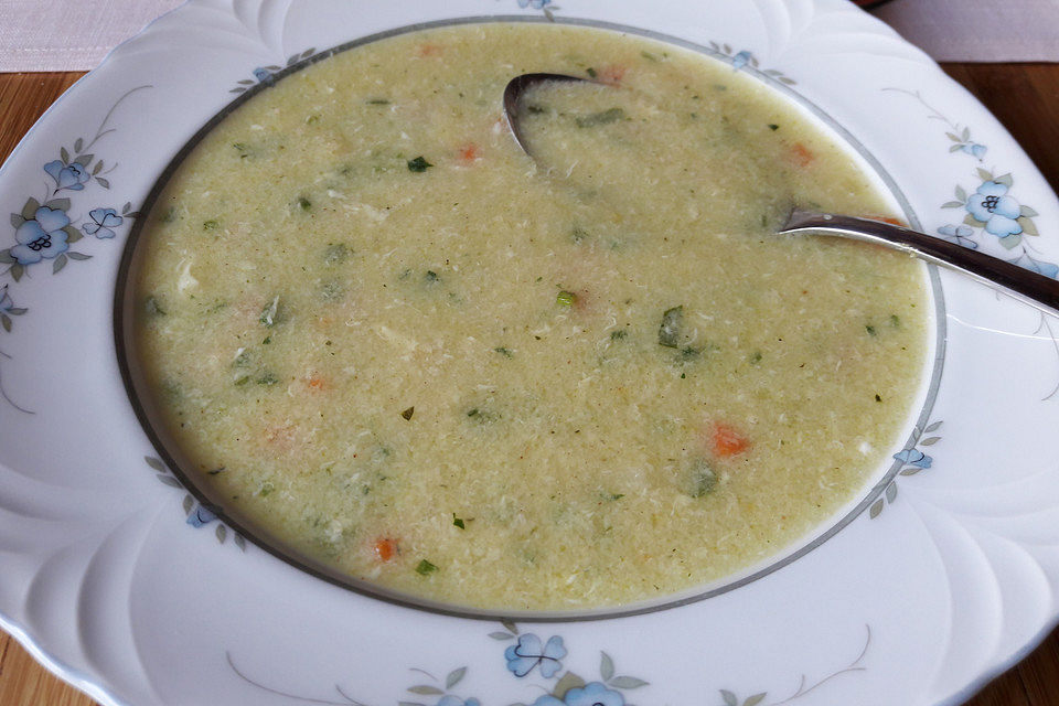 Töginger aufgeschmolzene Grießsuppe