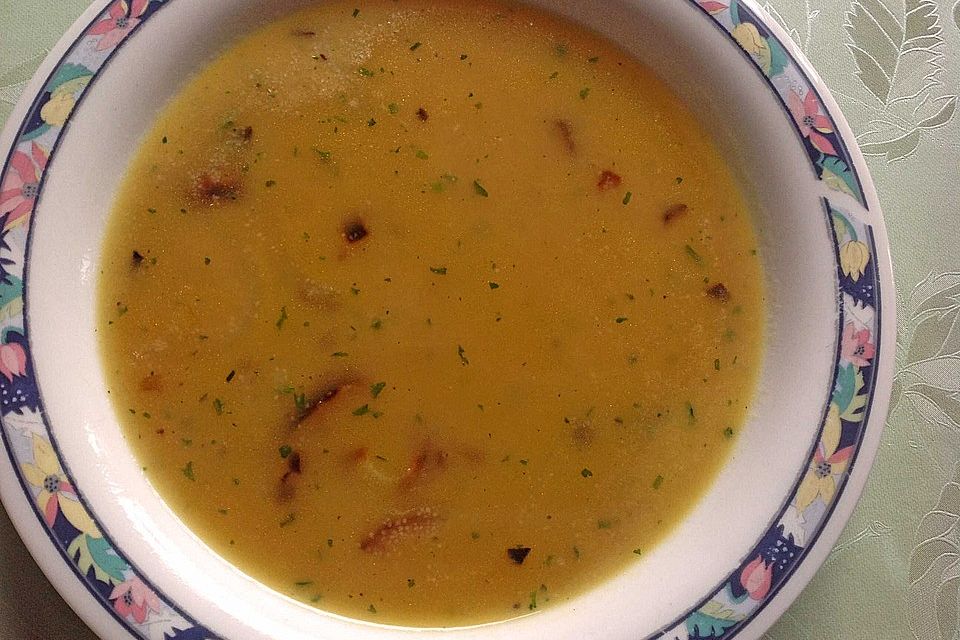 Töginger aufgeschmolzene Grießsuppe