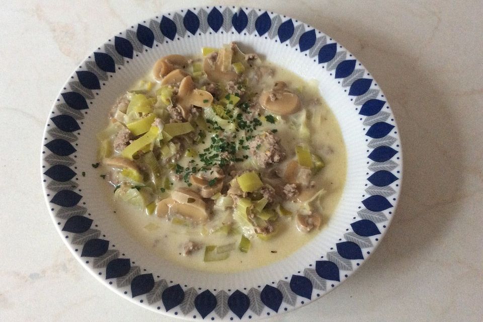 Champignon - Porree ( Lauch ) - Käse - Curry - Suppe