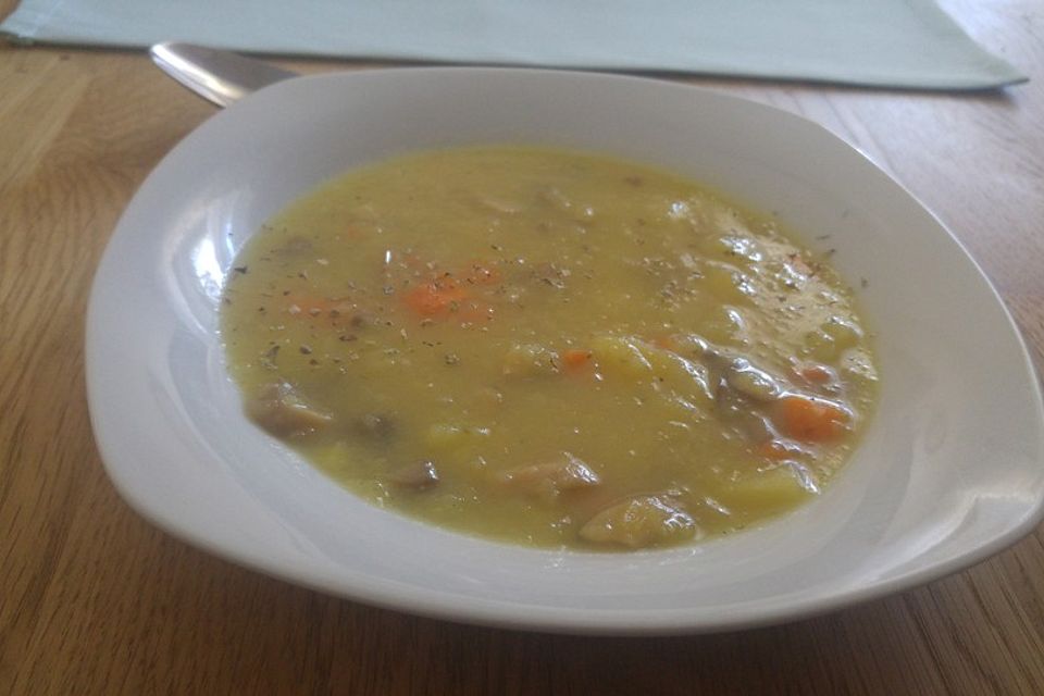 Wiener Kartoffelsuppe mit Pilzen