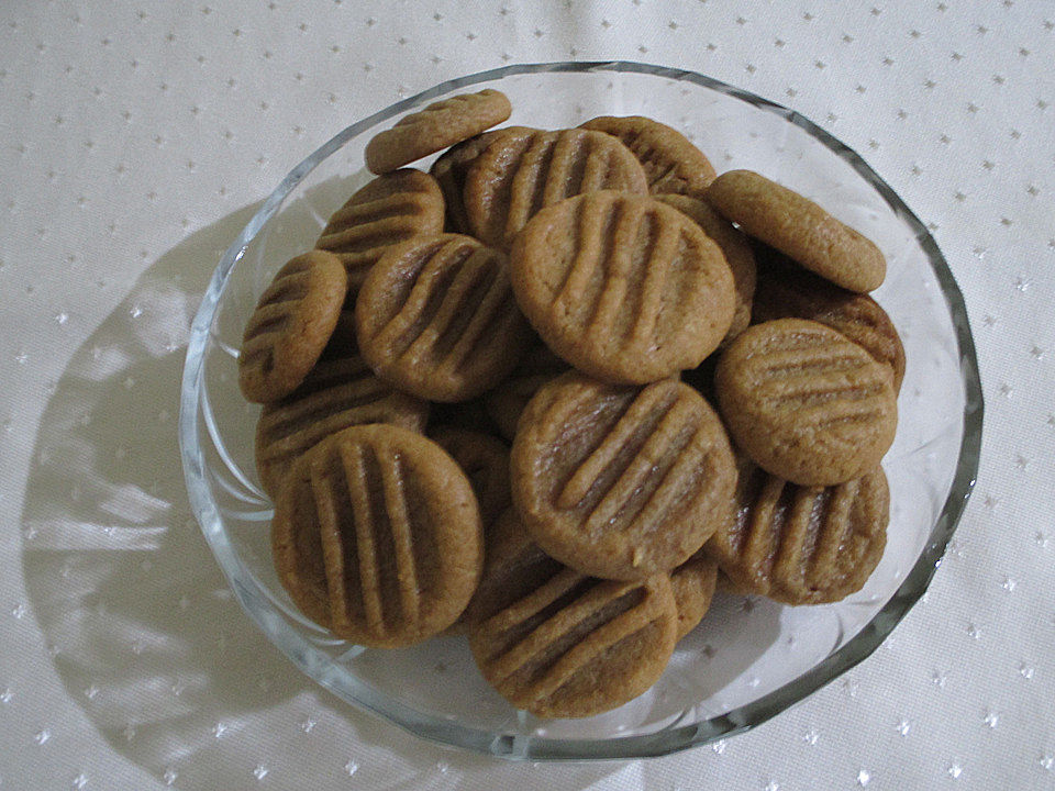 Basic Peanut Butter Cookies von Tiniwini Chefkoch