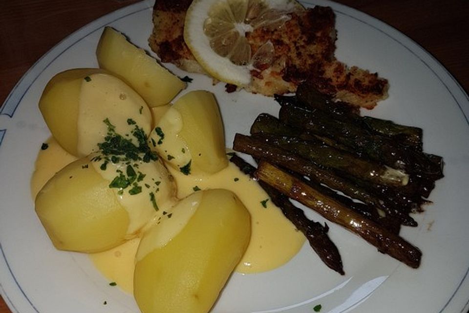 Gebratener grüner Spargel