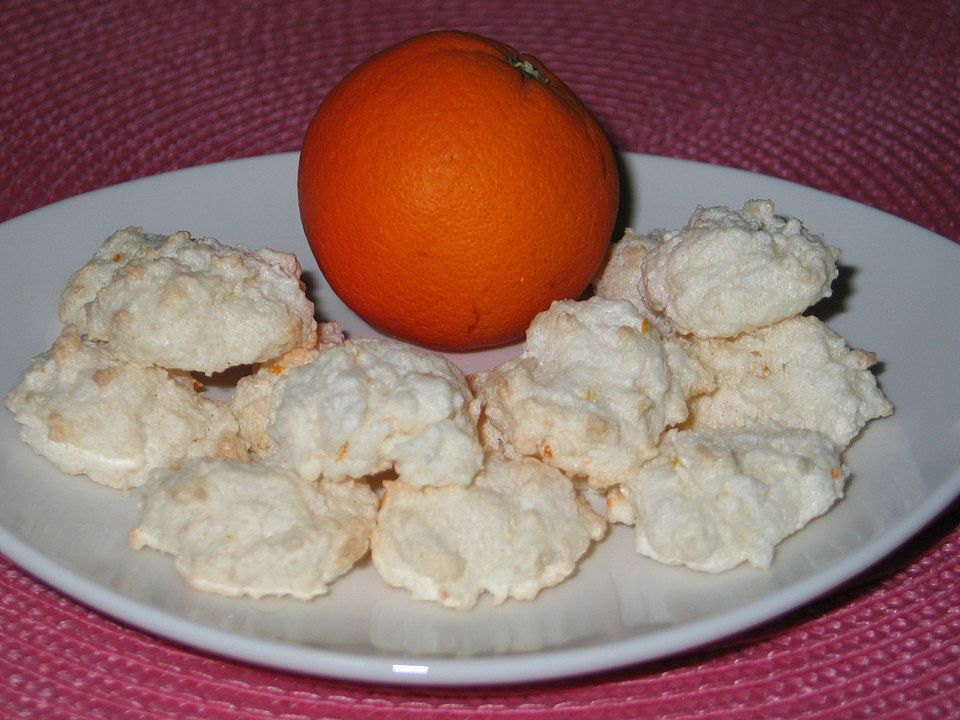 Fruchtige Kokosmakronen mit Orangenschale| Chefkoch