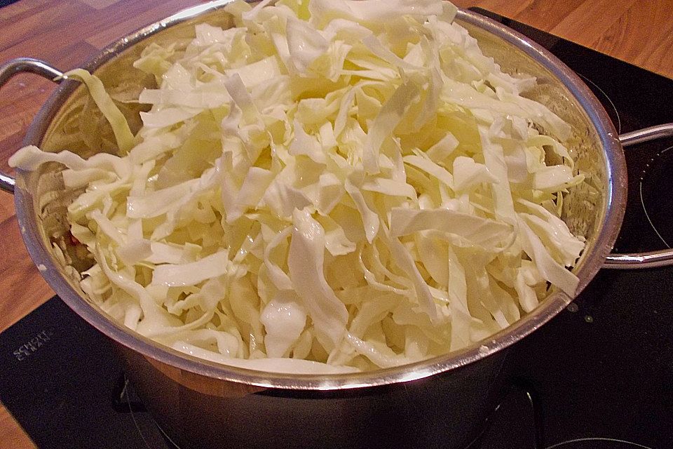 Spitzkohl mit roten Linsen Spitzkohl mit roten Linsen