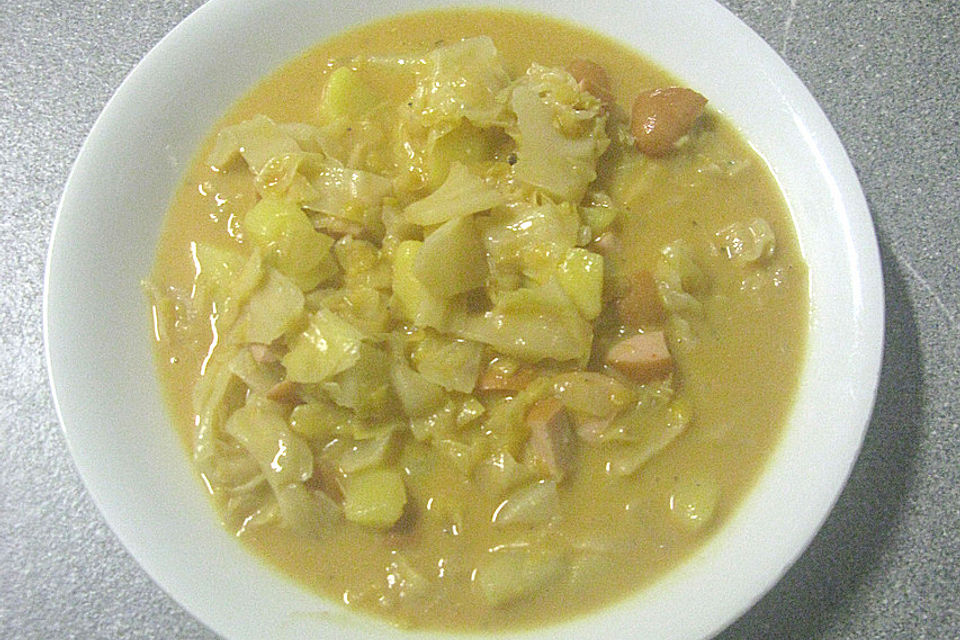 Spitzkohl mit roten Linsen Spitzkohl mit roten Linsen