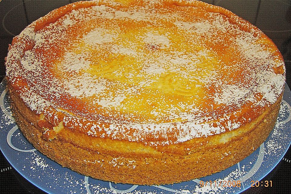 Kirschkuchen mit Schmandhaube