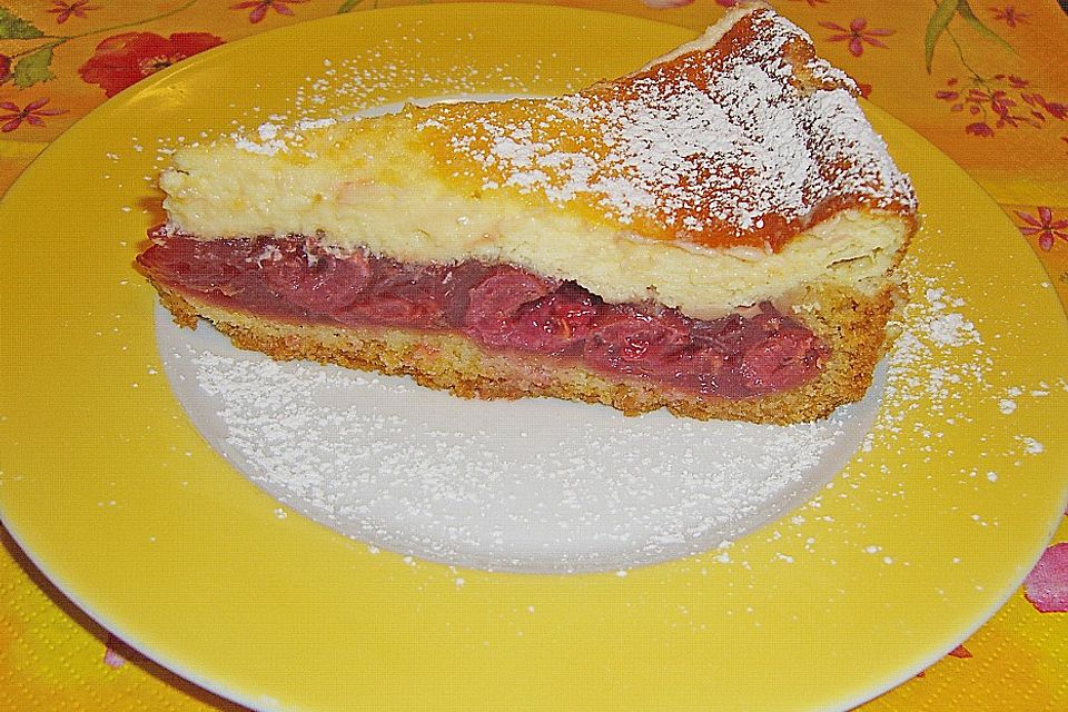 Kirschkuchen mit Schmandhaube