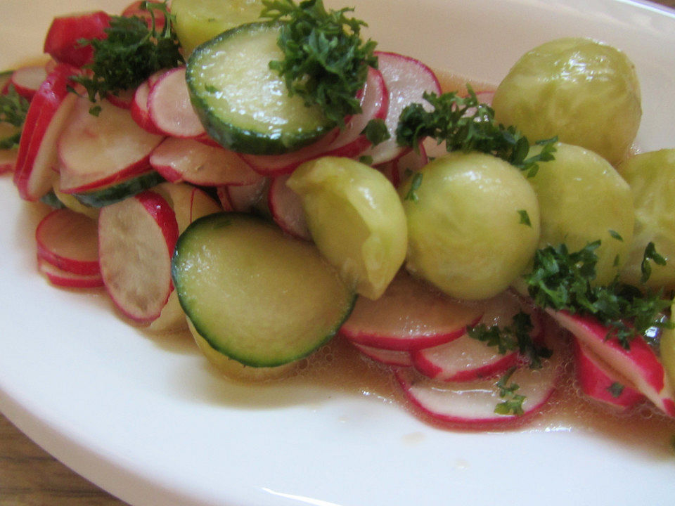 Radieschen-Gurken-Salat von plumbum | Chefkoch
