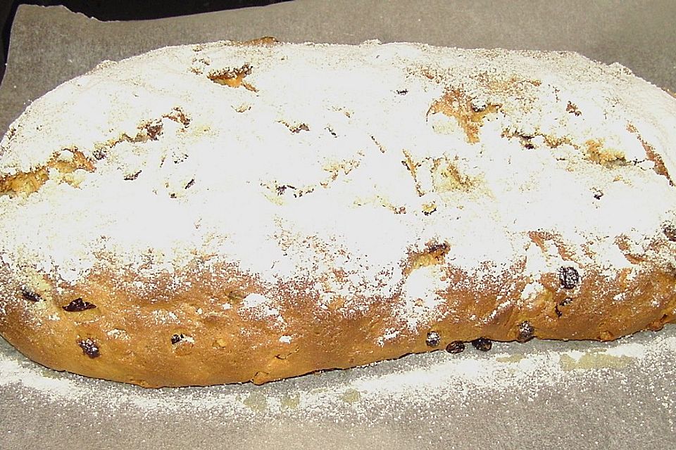 Mandel - Cranberry - Stollen