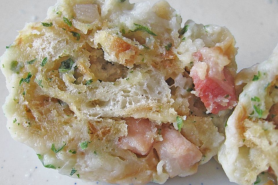 Tiroler Speckknödel