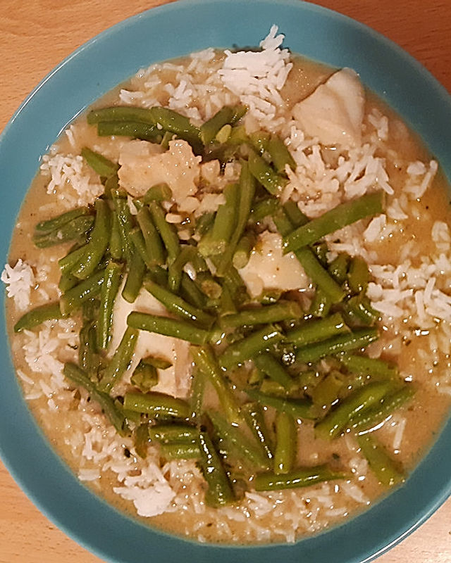 Grünes Thai - Curry mit Seeteufel und Okraschoten