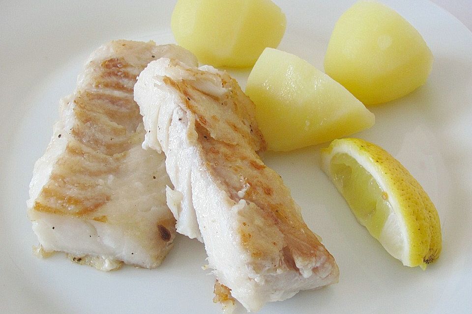 Fisch in Knoblauchöl