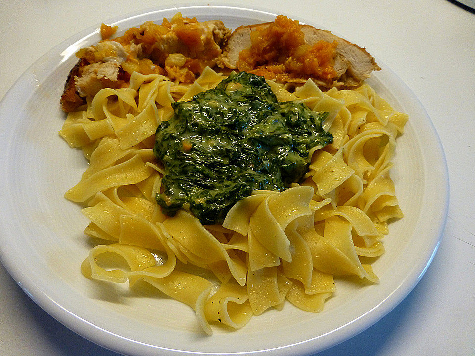Gratinierte Hähnchenfilet auf Spinat von Elfenlied| Chefkoch