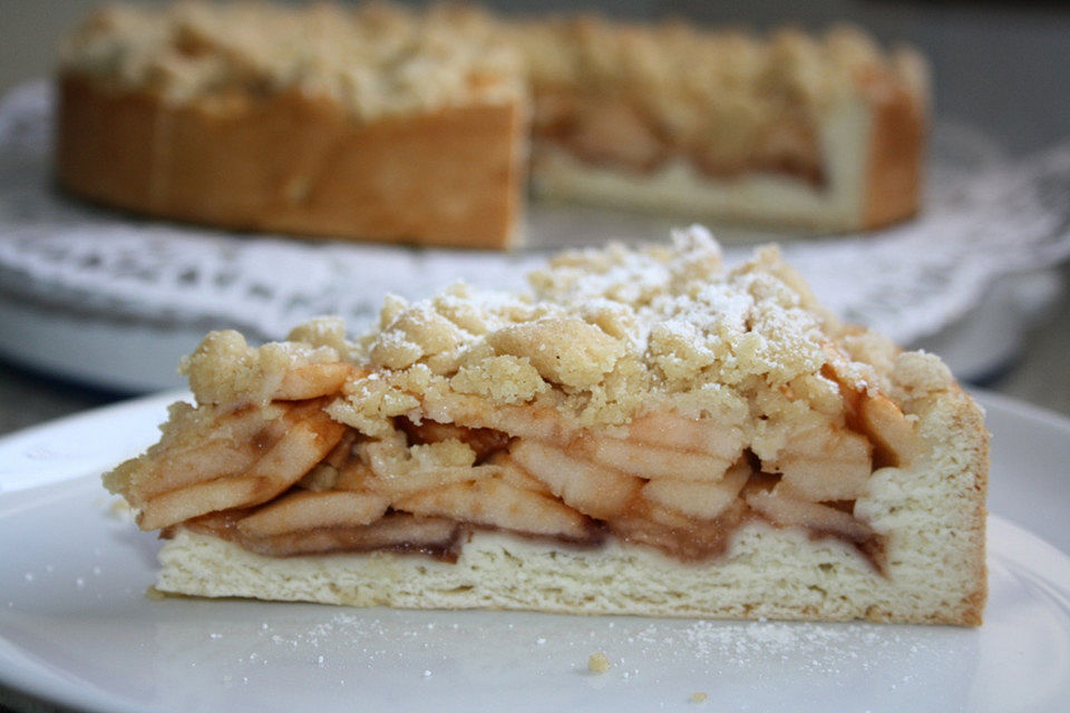 Apfelkuchen mit Streuseln