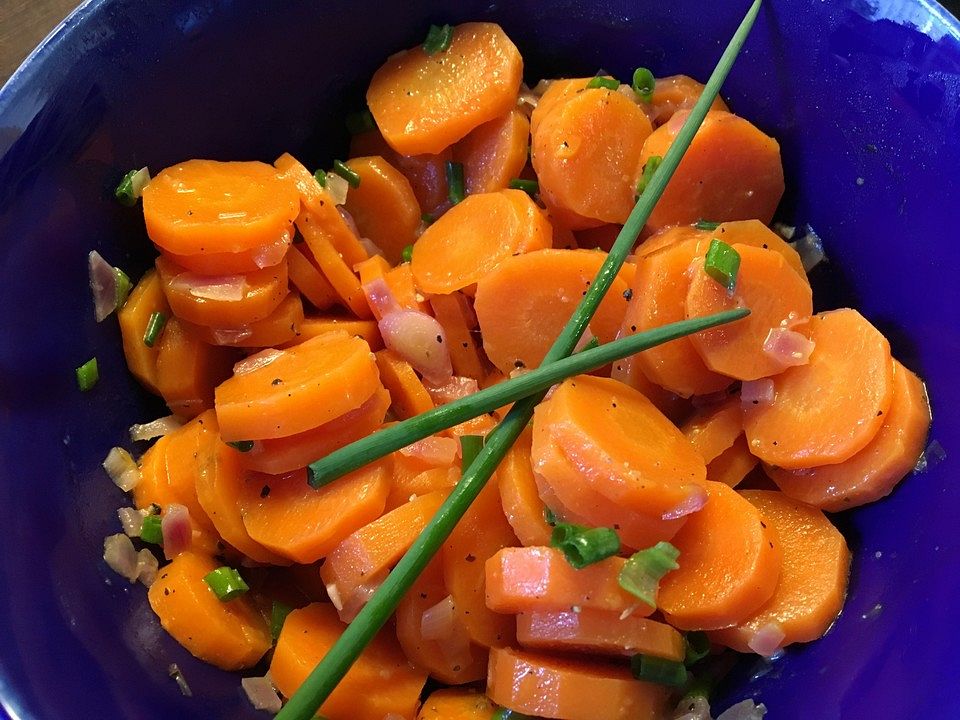 Gedämpfter Karottensalat von torj| Chefkoch