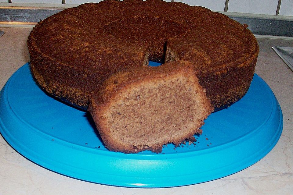 Nussiger Rührkuchen