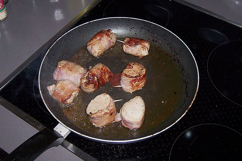 Schweinemedaillons in Portwein - Rahmsauce