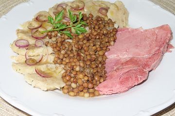 Semmelknödel - Linsen - Salat
