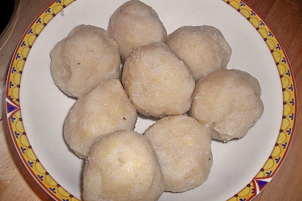 Grießknödel Grießknödel