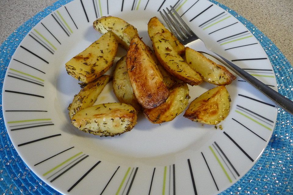 Fettarme Kartoffelspalten aus dem Ofen