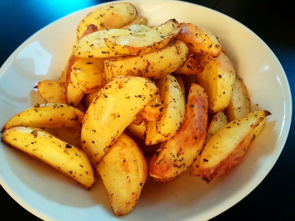 Fettarme Kartoffelspalten aus dem Ofen von Lutz60| Chefkoch