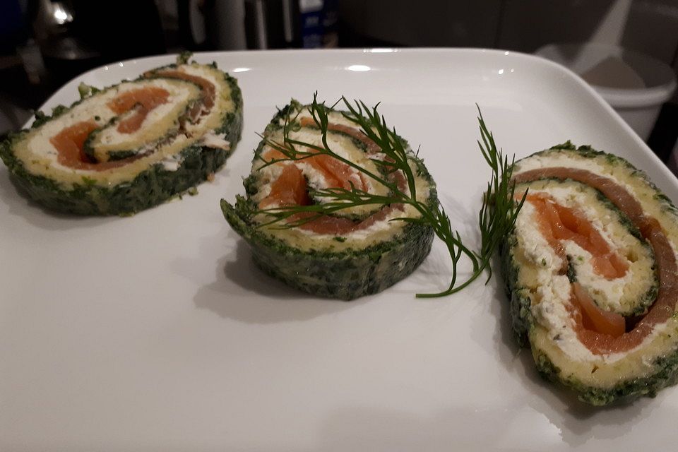 Lachsrolle mit Spinat und Frischkäse