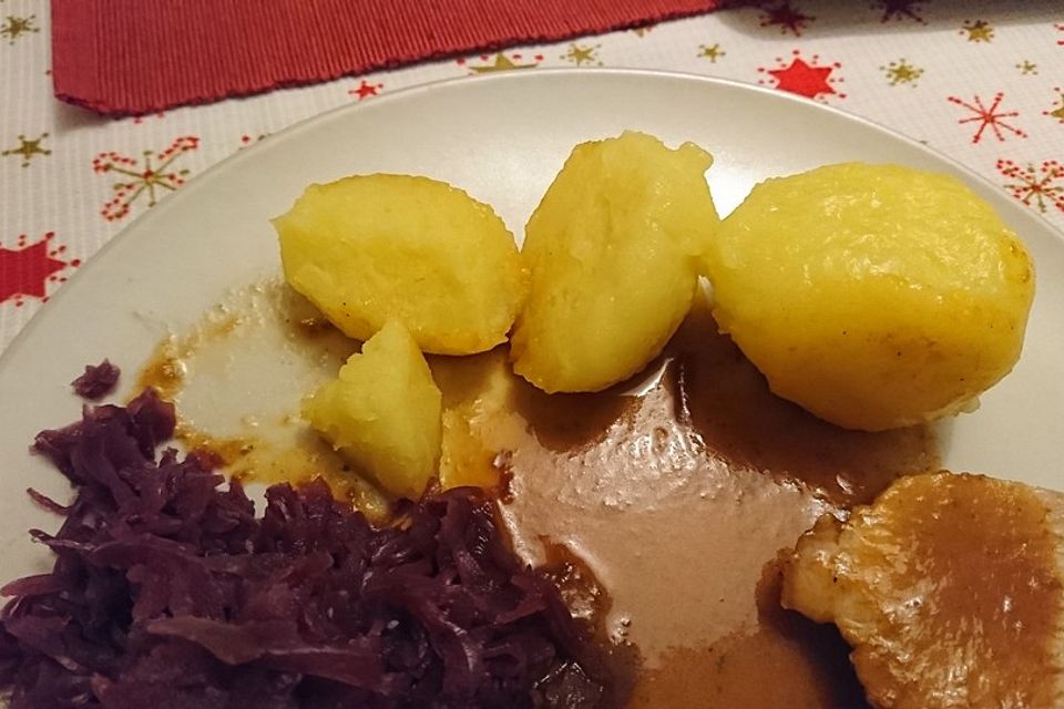 Klöße von gekochten Kartoffeln