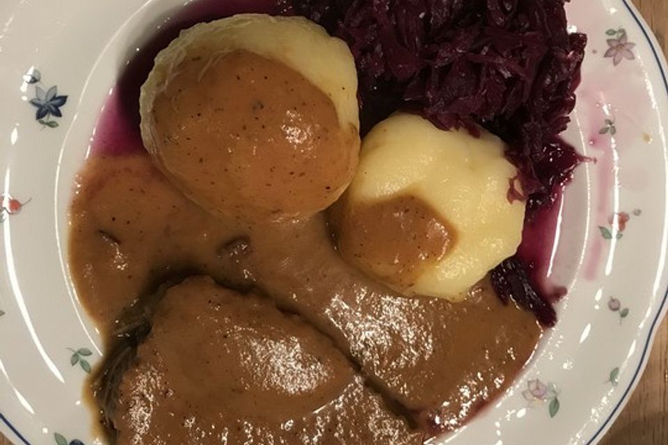 Klöße von gekochten Kartoffeln