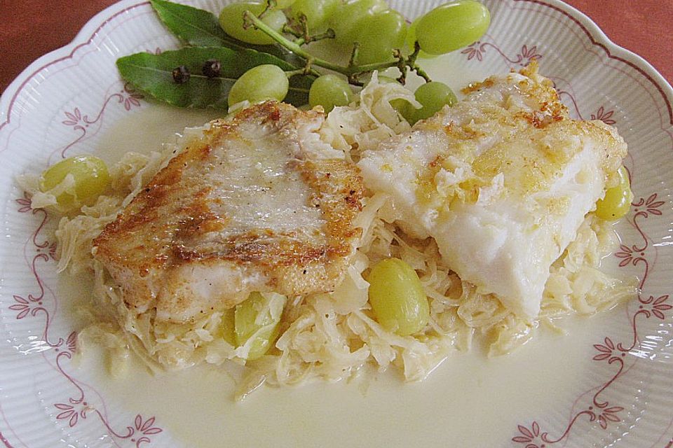 Sahnekraut mit gebratenem Zanderfilet