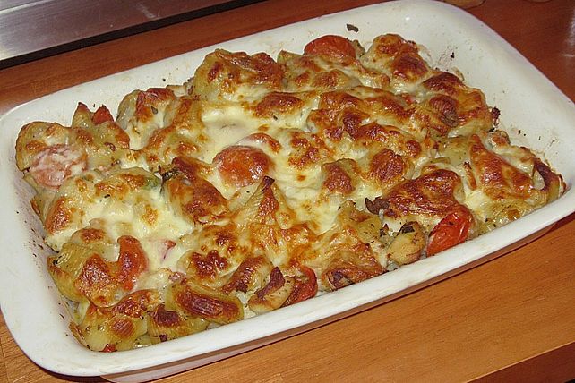 Nudelauflauf mit Meeresfrüchten und Kirschtomaten von MrMand| Chefkoch