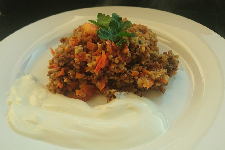 Buchweizen - Hackfleisch - Tomateneintopf