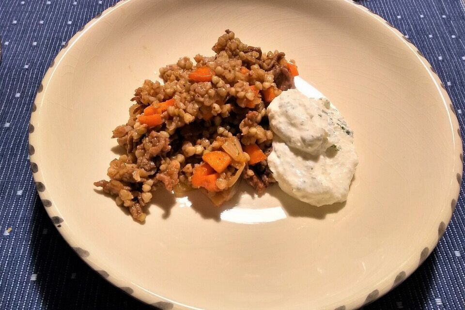 Buchweizen - Hackfleisch - Tomateneintopf