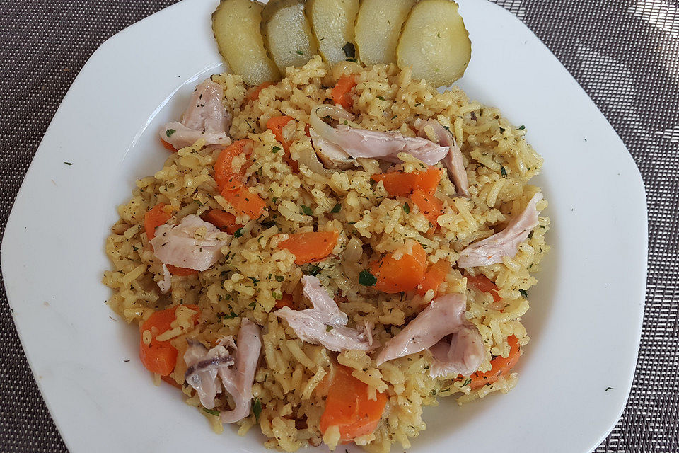 Plov - russische Reispfanne mit Hähnchen