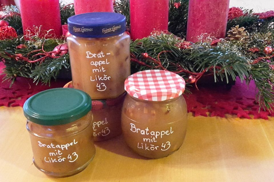 Weihnachtsmarmelade mit Bratapfel und Likör 43