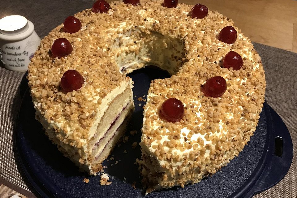 Frankfurter Kranz à la Oma Lisa