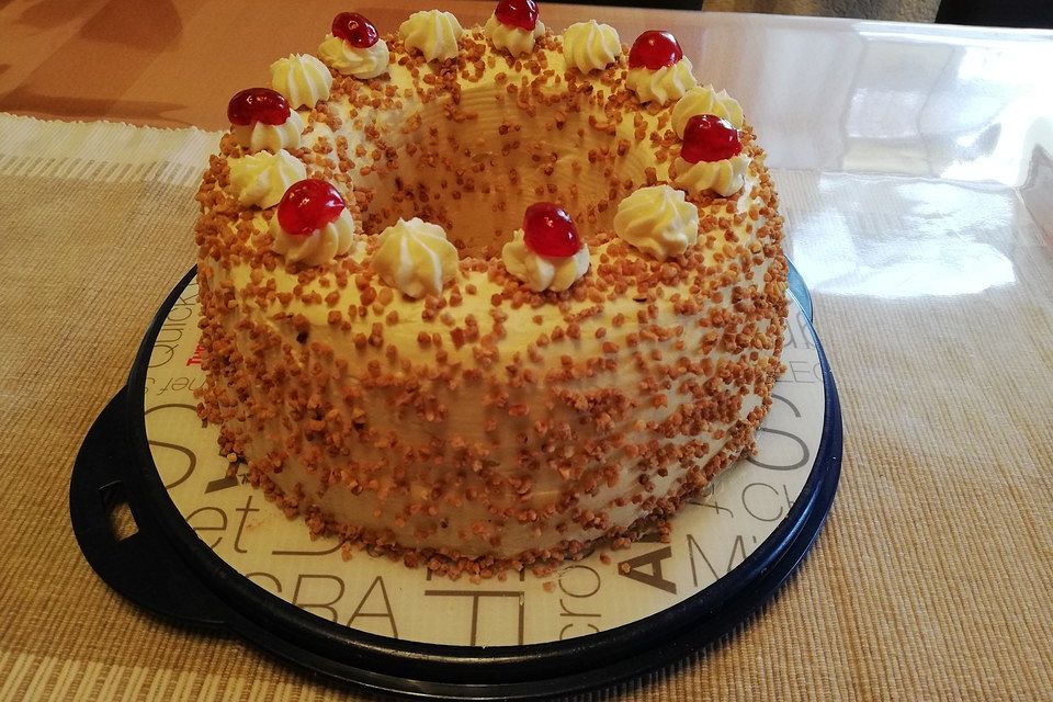 Frankfurter Kranz à la Oma Lisa