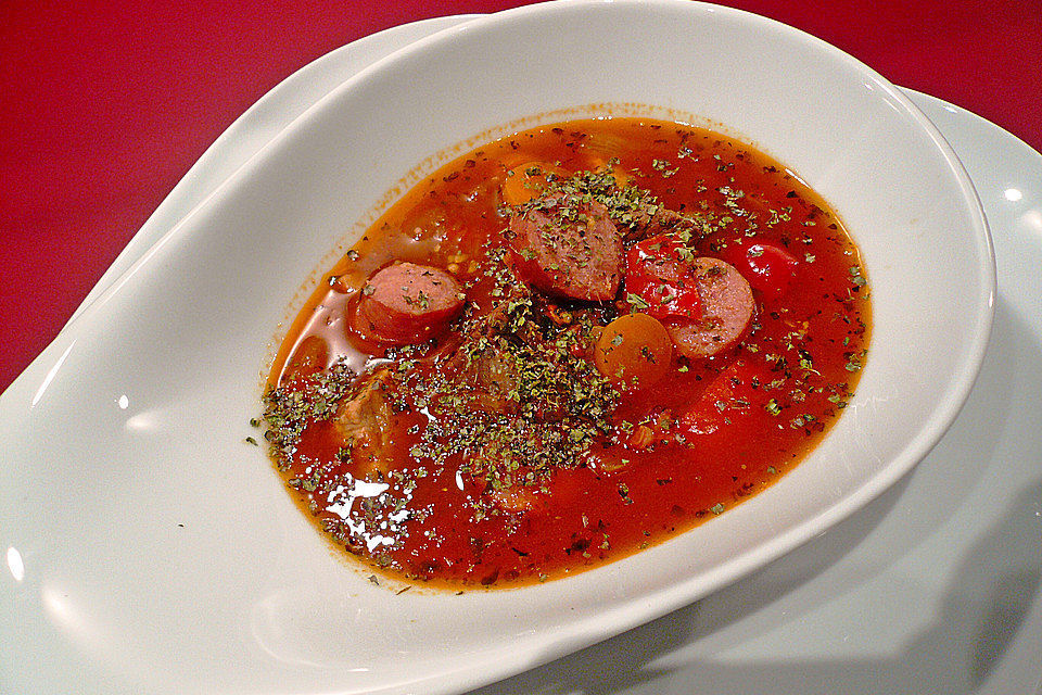 Schwiegermutters Gulaschsuppe