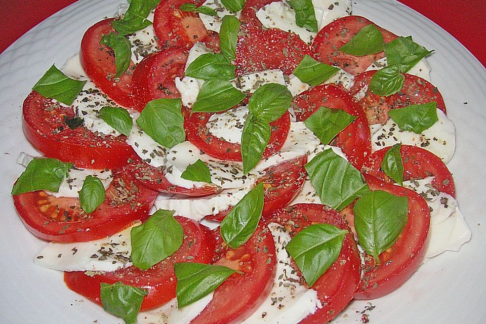 Tomaten - Mozzarella - Salat