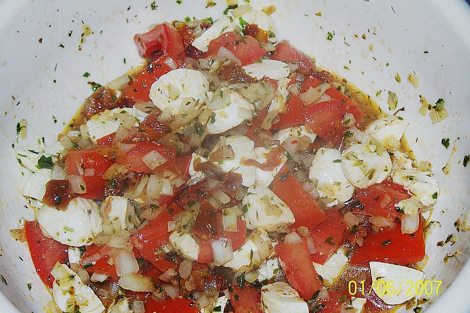 Tomaten - Mozzarella - Salat