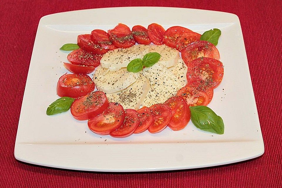 Tomaten - Mozzarella - Salat