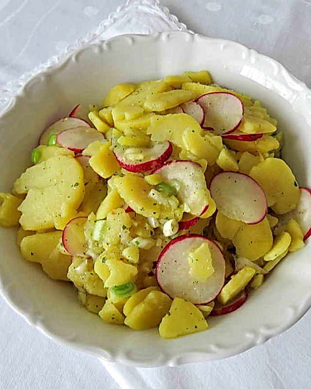 Lauwarmer Kartoffelsalat