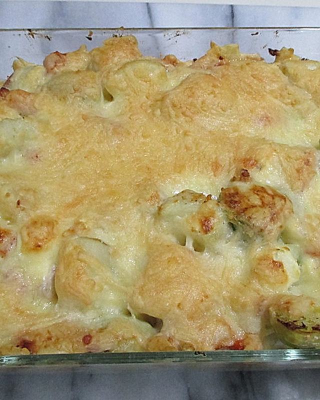 Rosenkohl - Kartoffelauflauf mit Feta - Käse