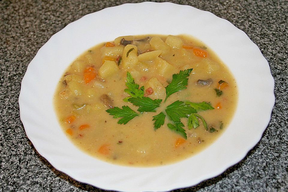 Böhmische Kartoffelsuppe